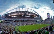 MK体育-今个真高兴！纳赛尔与球员齐声高歌 更衣室内欢庆夺冠