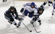 MK体育-英超巅峰对决现戏剧性逆转，红魔拥趸目睹死敌绝杀面露煎熬